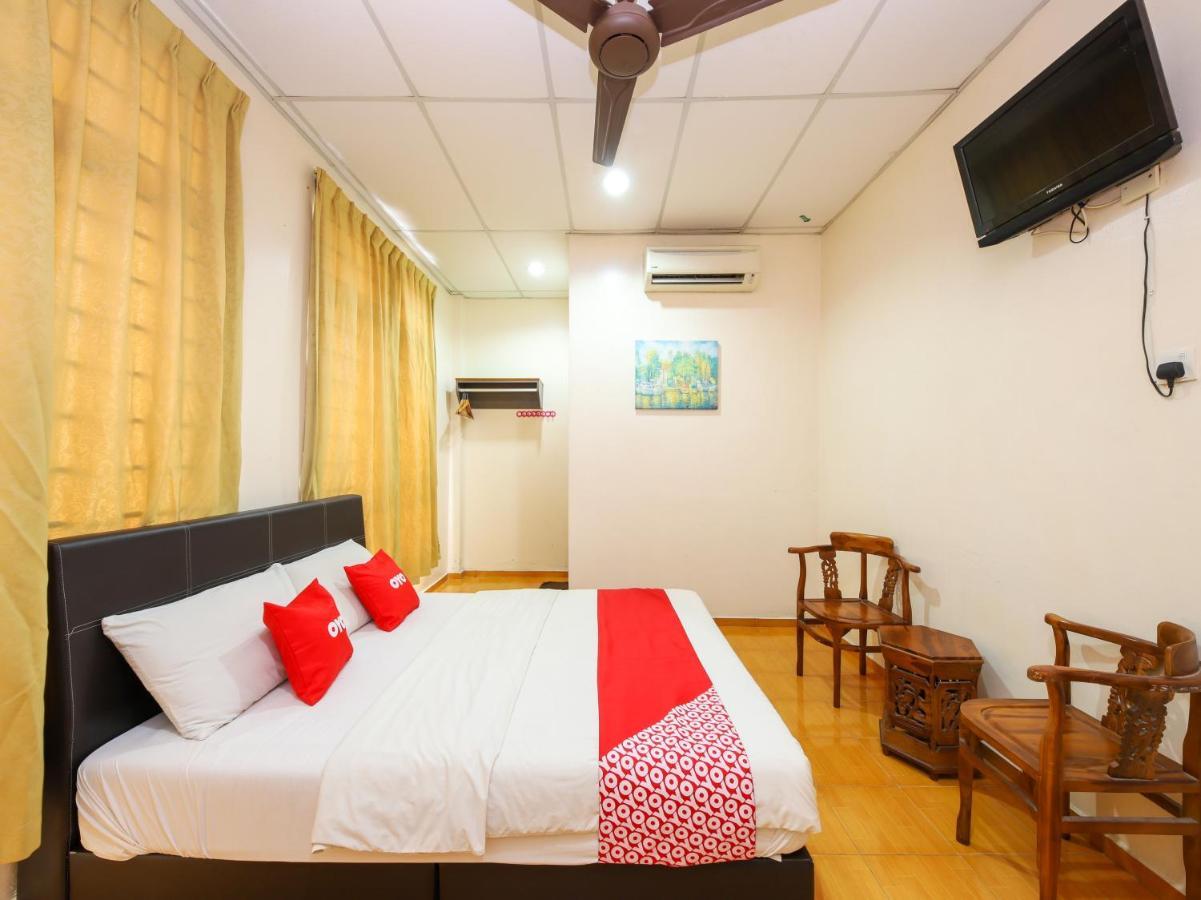 Oyo 89763 Bluewater Hotel Mersing Exterior photo