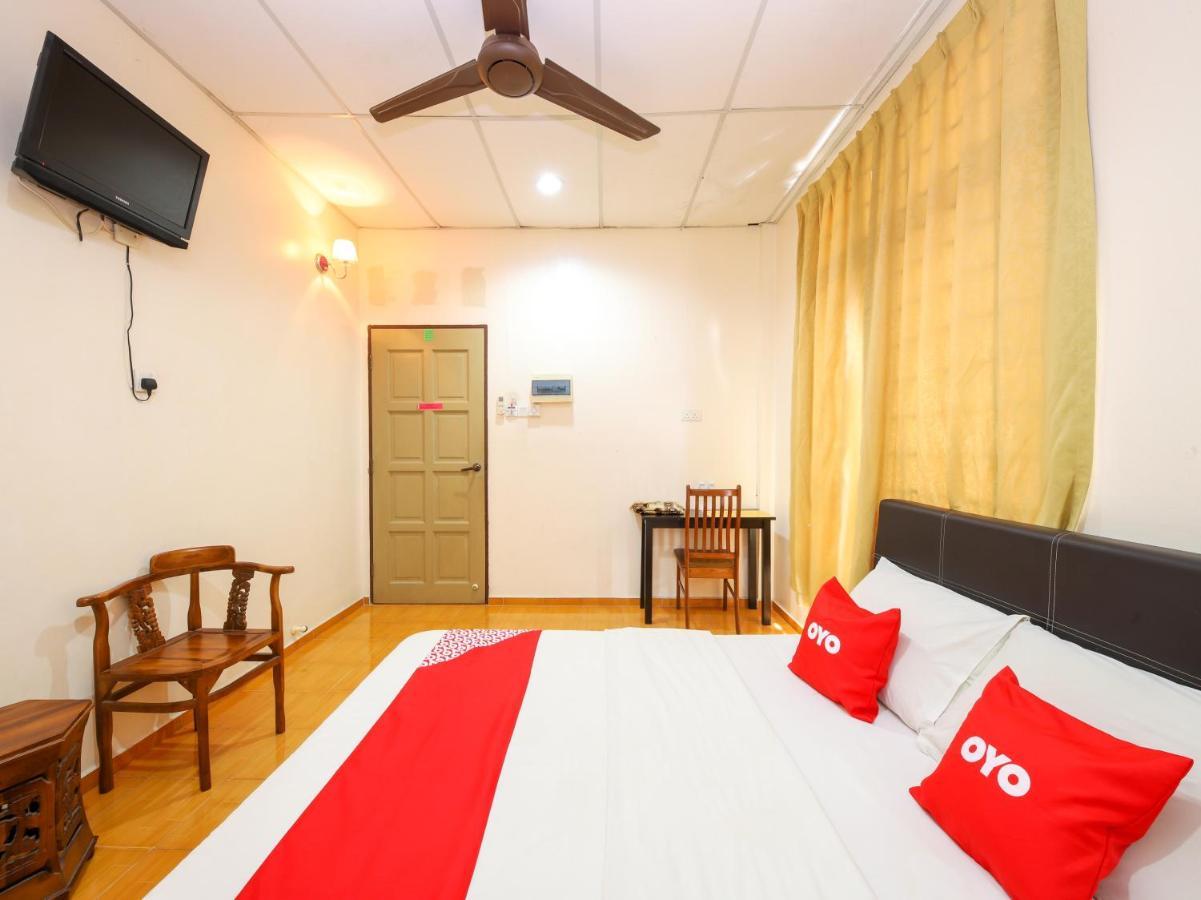 Oyo 89763 Bluewater Hotel Mersing Exterior photo