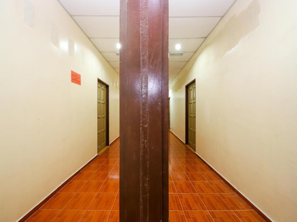 Oyo 89763 Bluewater Hotel Mersing Exterior photo